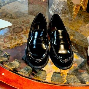 MARC FISHER MILTON LOAFER, (NWOT),